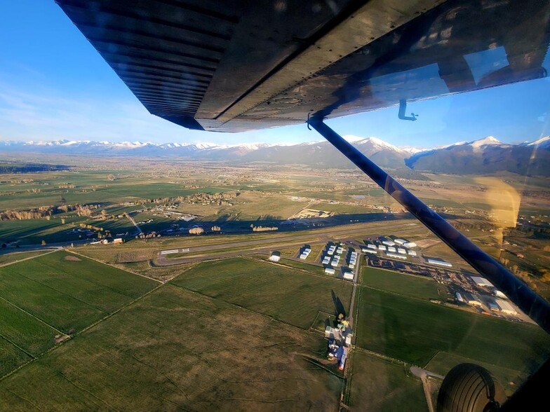 3953 Flying Ln, Stevensville, MT for sale - Primary Photo - Image 1 of 6