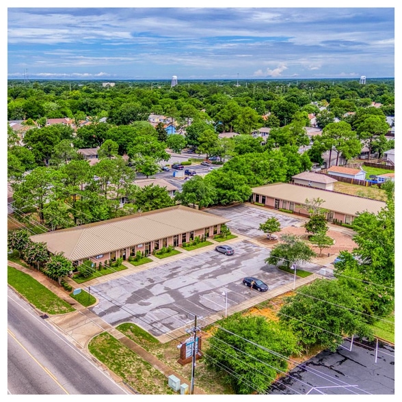403 Hollywood Blvd NW, Fort Walton Beach, FL for lease - Building Photo - Image 3 of 10
