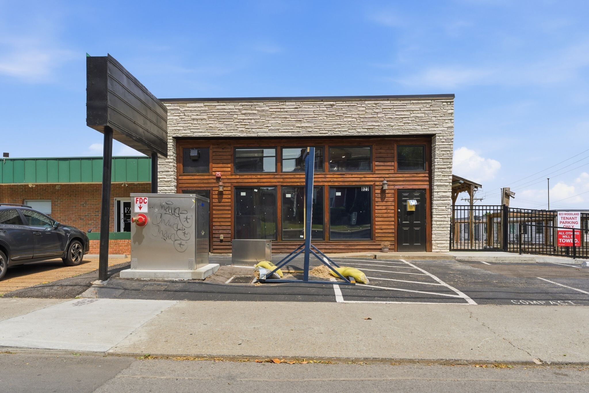 823 Woodland St, Nashville, TN for lease Building Photo- Image 1 of 33
