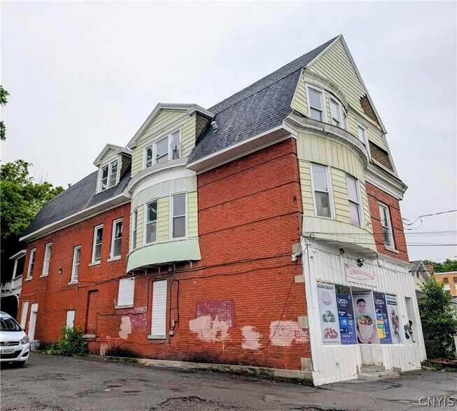 405 Pond St, Syracuse, NY à vendre - Photo principale - Image 1 de 8