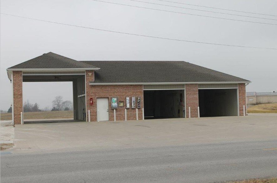 325 Highway Dr, Prairie Home, MO à vendre - Photo principale - Image 1 de 1