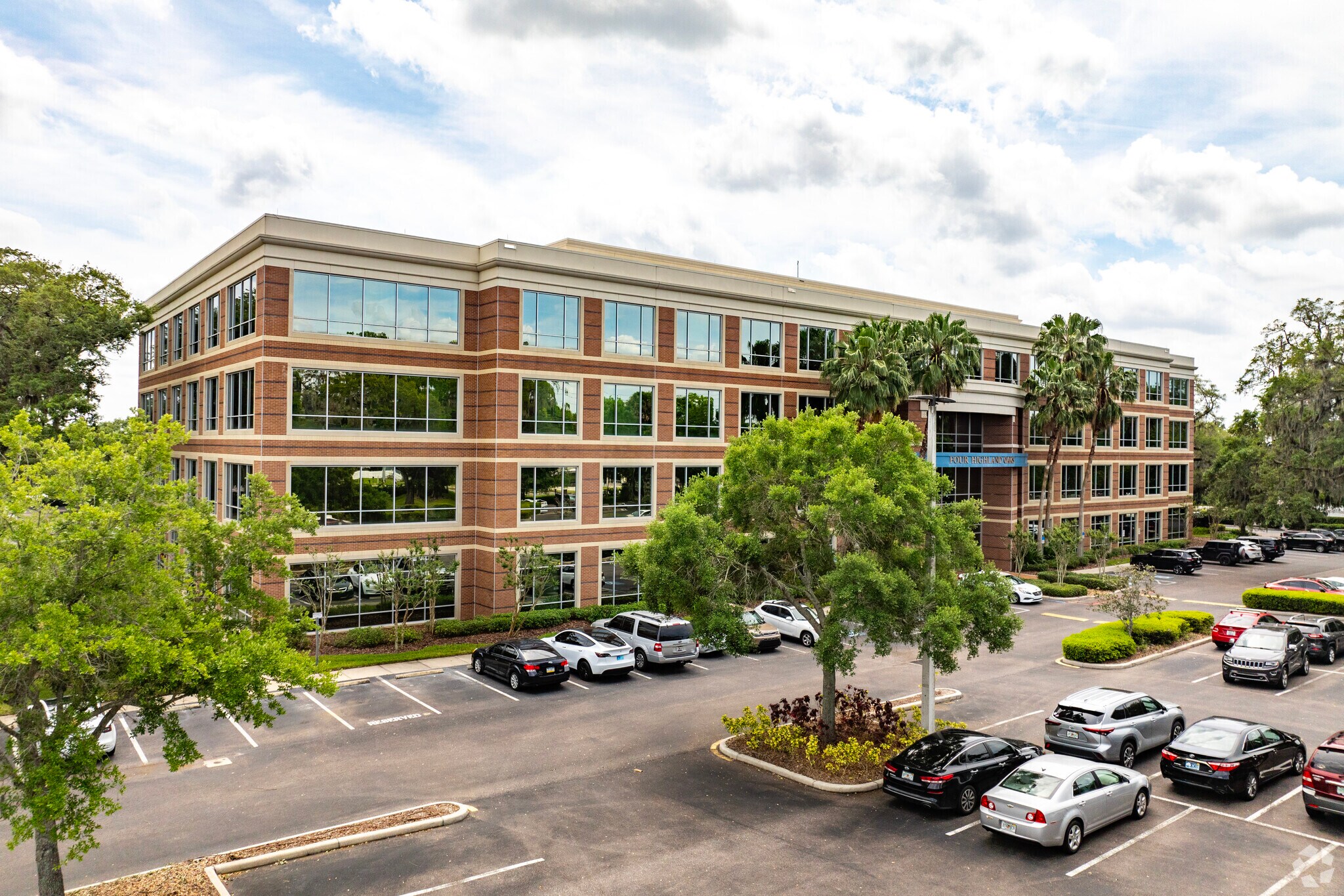 4042 Park Oaks Blvd, Tampa, FL à louer Photo du bâtiment- Image 1 de 11