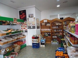 Plus de détails pour Commerce de détail à vendre