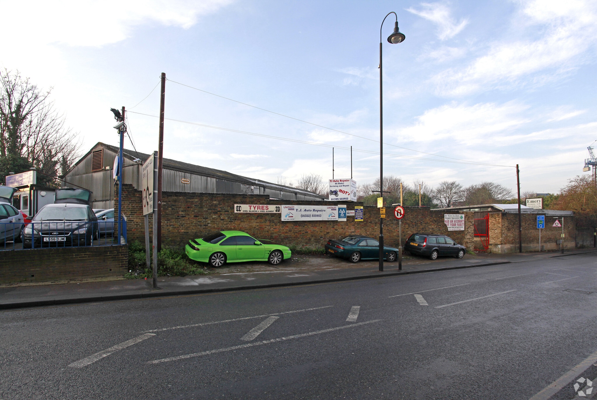 74 Crayford Rd, Crayford for sale Primary Photo- Image 1 of 5