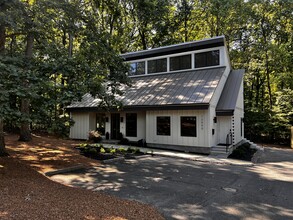 12050 S Lakes Dr, Reston, VA for lease Building Photo- Image 2 of 2