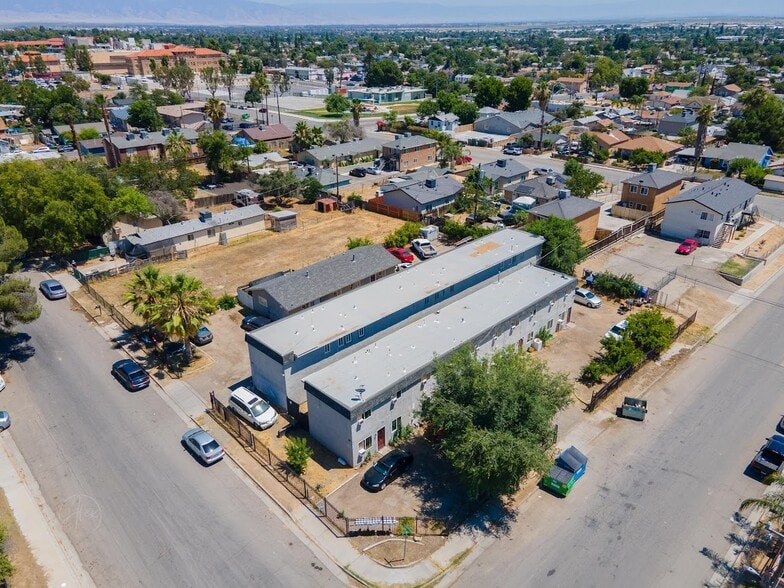 1601 Jefferson St, Bakersfield, CA for sale - Building Photo - Image 3 of 16