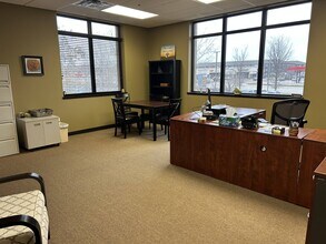 1601 E 69th St, Sioux Falls, SD à louer Photo intérieure- Image 2 de 4