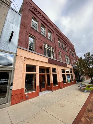 Plus de détails pour 107-111 E Allegan St, Lansing, MI - Commerce de détail à louer