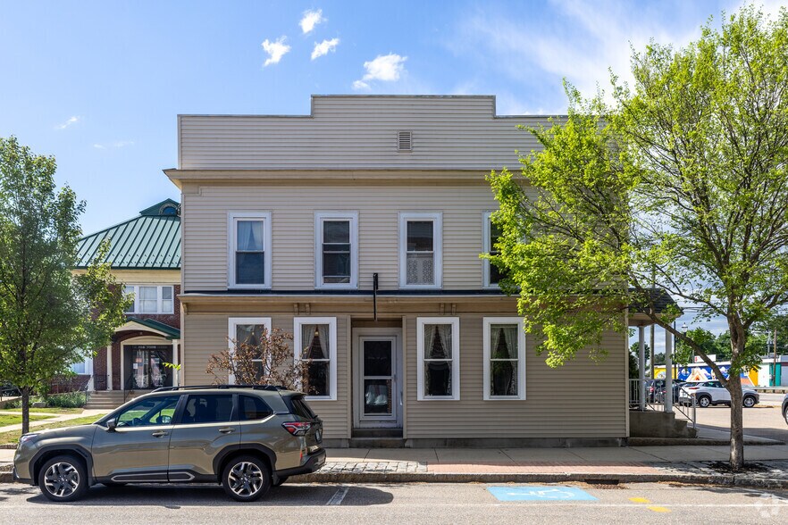 60 Hanson St, Rochester, NH à louer - Photo du bâtiment - Image 2 de 3