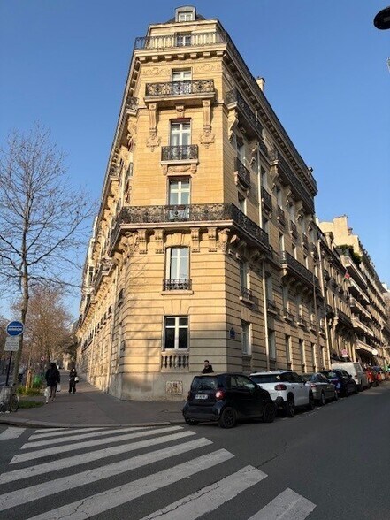 Avenue Du Président Wilson, Paris à vendre - Photo du bâtiment - Image 3 de 18