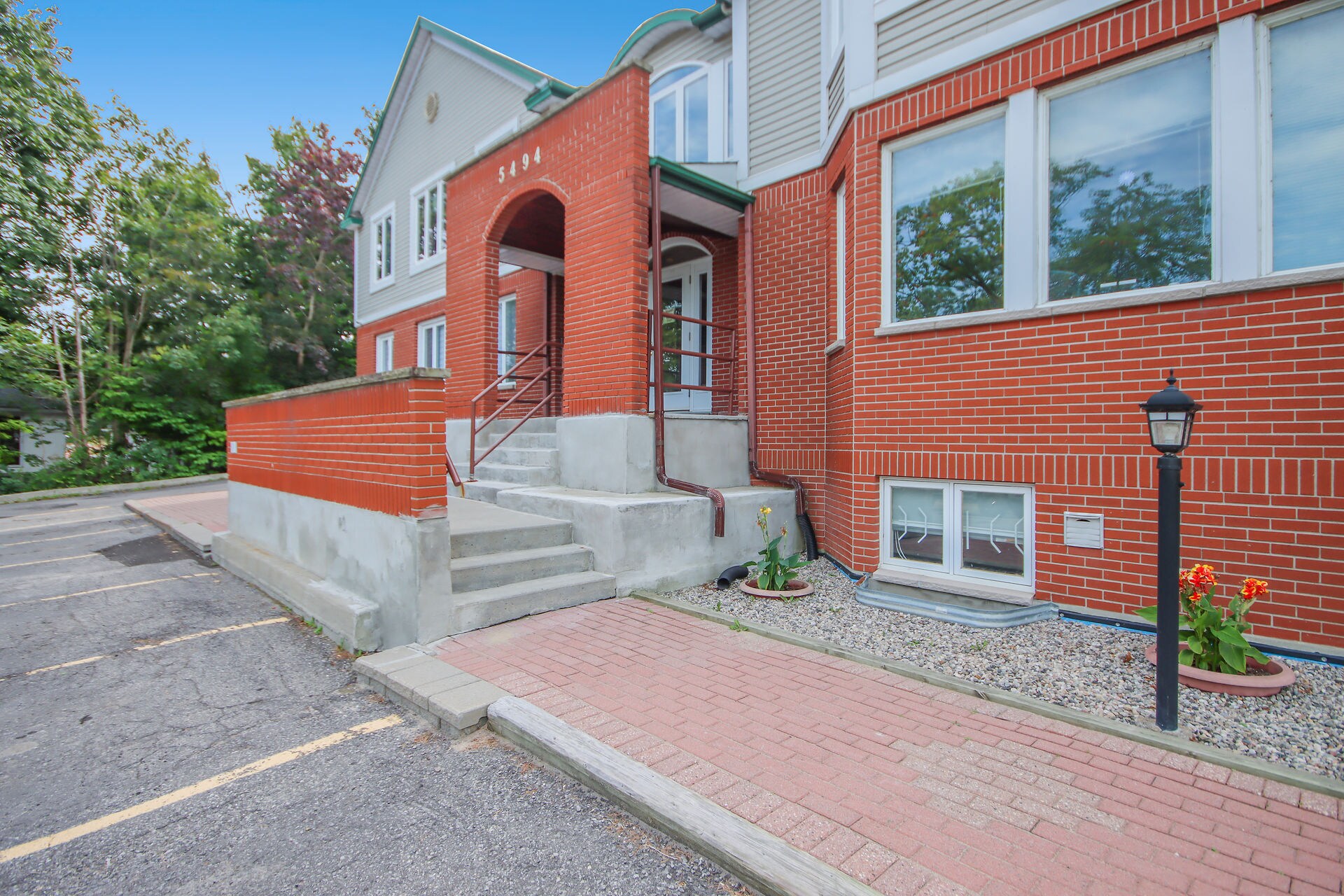 5494 Manotick Main St, Manotick, ON à louer Photo principale- Image 1 de 4