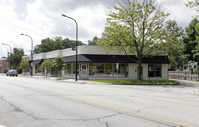 Plus de détails pour 275-279 Green Bay Rd, Wilmette, IL - Commerce de détail à vendre