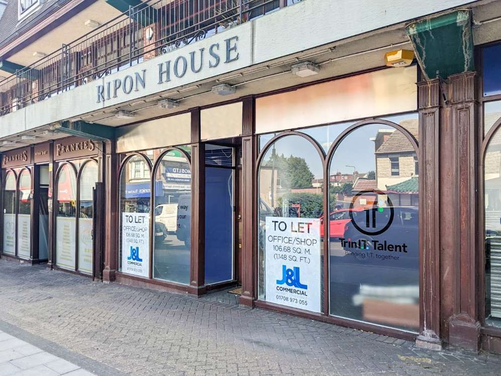 35 Station Ln, Hornchurch for lease Building Photo- Image 1 of 8