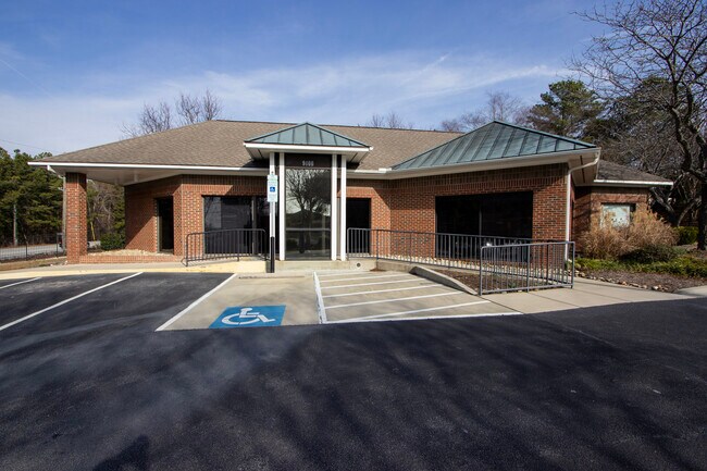 Plus de détails pour 9800 Two Notch Rd, Columbia, SC - Commerce de détail à vendre