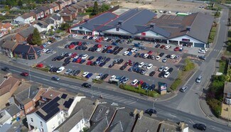 Plus de détails pour Hines Rd, Ipswich - Commerce de détail à louer