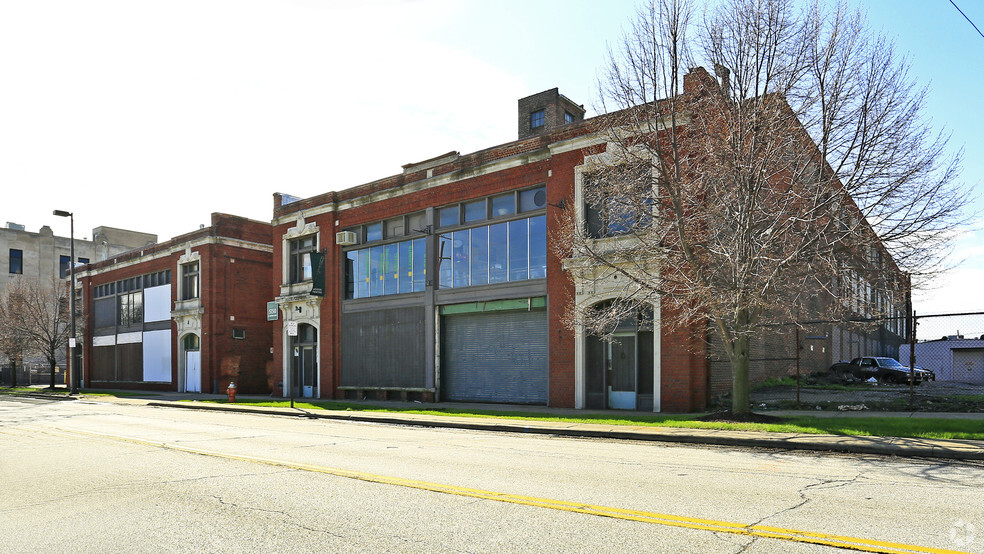 5100-5200 Prospect Ave, Cleveland, OH à vendre - Photo du bâtiment - Image 1 de 1