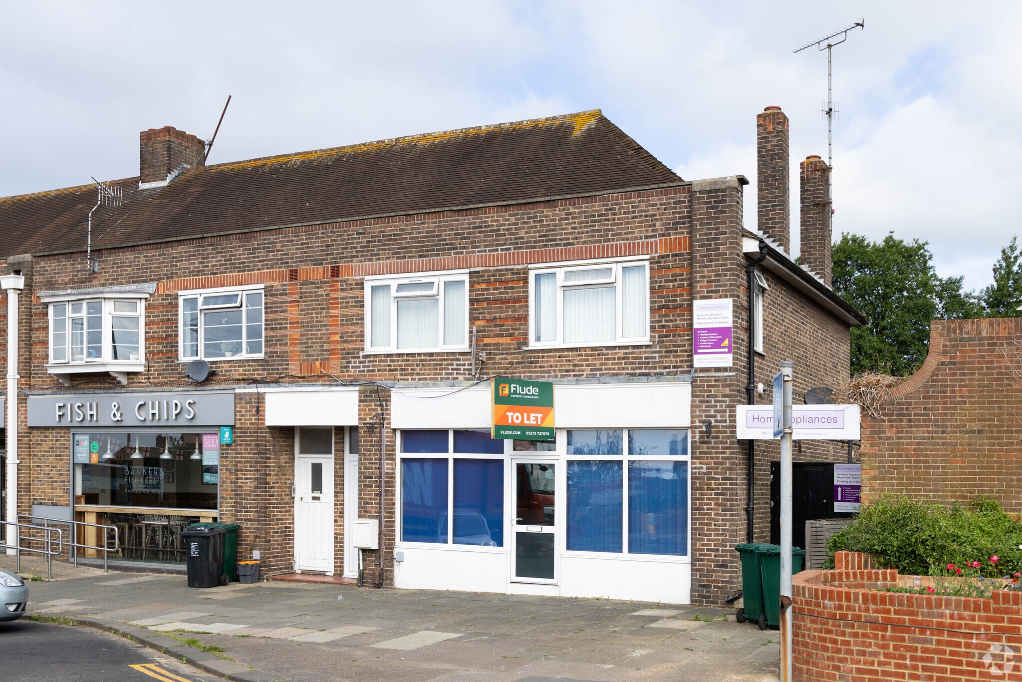222 Hangleton Rd, Hove for lease Primary Photo- Image 1 of 3