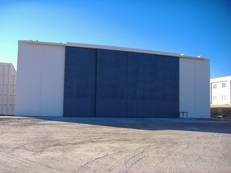 2500 E 9th St, Hays, KS for sale - Building Photo - Image 3 of 18