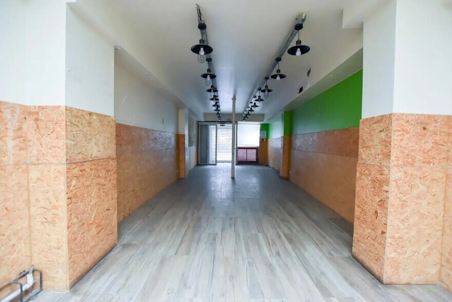 Commerce de détail dans Paris à louer - Photo du bâtiment - Image 1 de 8