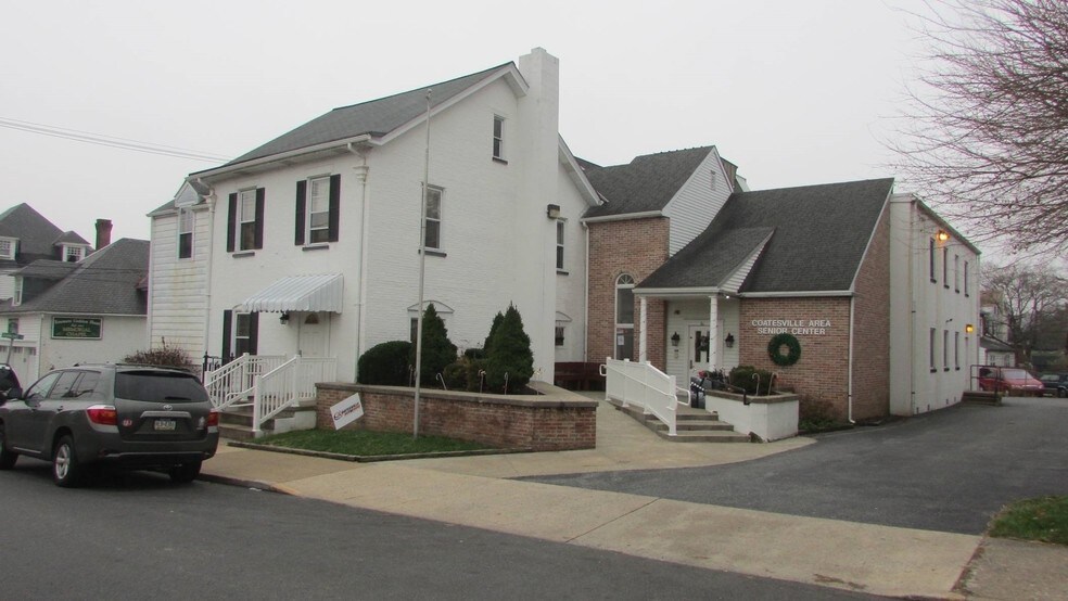 22 N 5th Ave, Coatesville, PA for sale - Building Photo - Image 1 of 1