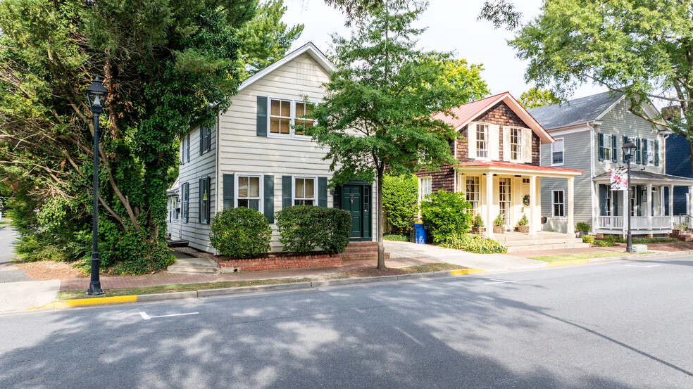 33 S Harrison St, Easton, MD for sale - Building Photo - Image 1 of 18