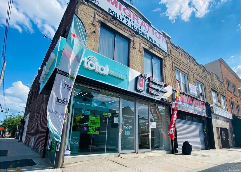 13520 Liberty Ave, South Richmond Hill, NY à vendre - Photo du bâtiment - Image 2 de 2