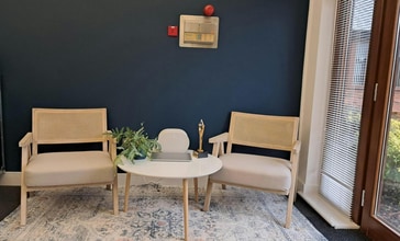 Lambwood Hl, Reading for lease Interior Photo- Image 1 of 3