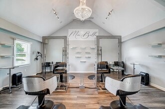 235 W Franklin St, Centerville, OH for lease Interior Photo- Image 2 of 2