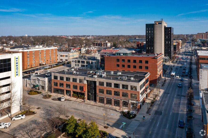 108 E Esplanade, Lexington, KY for lease - Aerial - Image 1 of 6