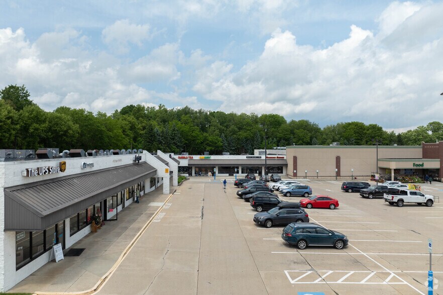 1675-1707 E Main St, Kent, OH for lease - Building Photo - Image 2 of 5
