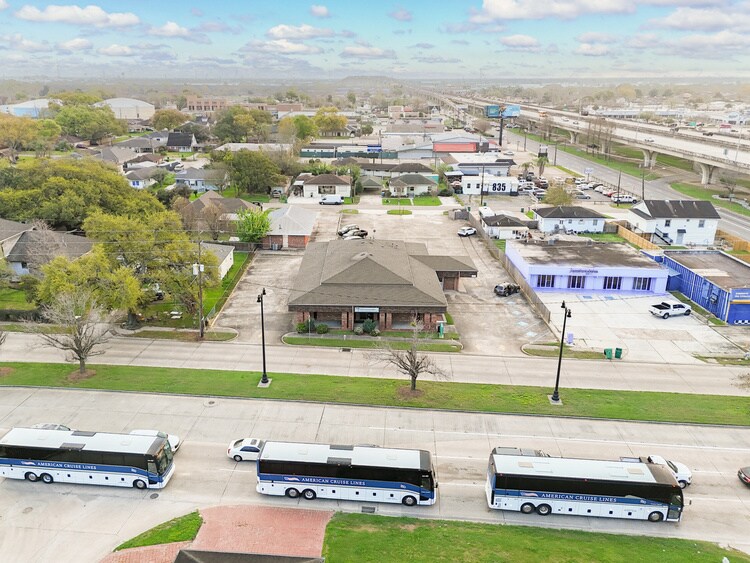 829 Barataria Blvd, Marrero, LA à vendre - Photo du bâtiment - Image 2 de 11
