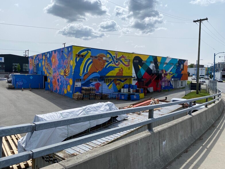 876 Cordova st, Vancouver, BC à louer - Photo du bâtiment - Image 2 de 9