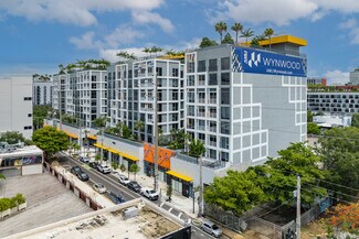 Plus de détails pour 70 NW 25th St, Miami, FL - Commerce de détail à louer