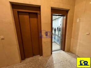 Office in Cuenca, Cuenca for lease Interior Photo- Image 1 of 11