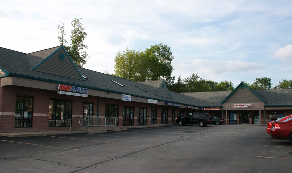 110 W McMurray Rd, Mcmurray, PA for lease - Primary Photo - Image 1 of 21