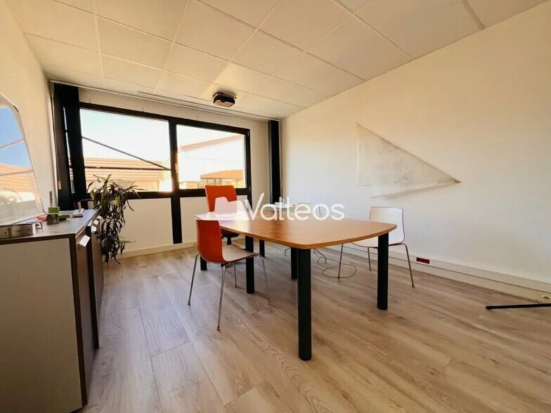 16 Avenue Charles De Gaulle, Balma for lease - Interior Photo - Image 1 of 7