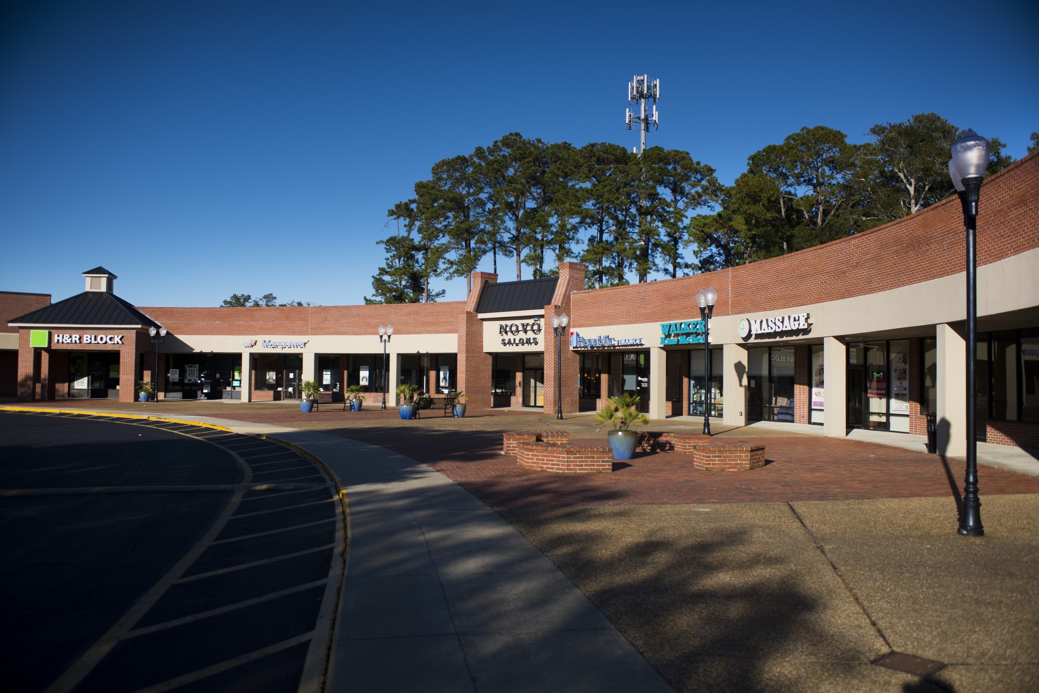 1100 Eisenhower Dr, Savannah, GA for lease Other- Image 1 of 9