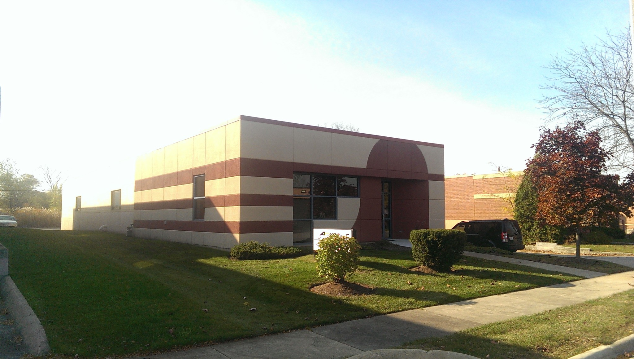 3901 Grove Ave, Gurnee, IL for lease Building Photo- Image 1 of 2