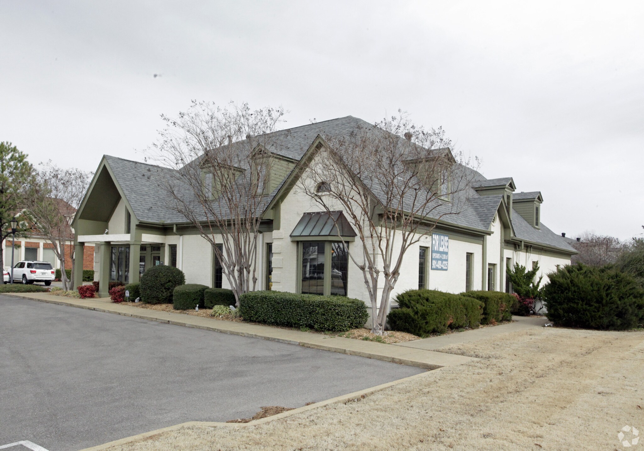 242 Poplar View Pky, Collierville, TN à louer Photo principale- Image 1 de 4