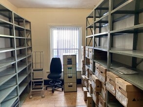 44 Fore St, Bodmin for lease Interior Photo- Image 1 of 5