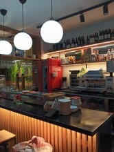 Retail in Madrid, Madrid for lease Interior Photo- Image 1 of 4