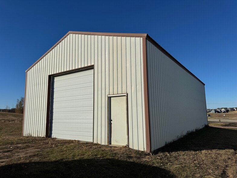 1000 Enterprise ave, Sioux Falls, SD à louer - Photo du bâtiment - Image 2 de 5