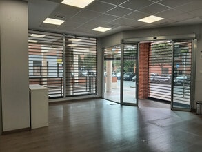 Commerce de détail dans Alcalá de Henares, Madrid à louer Photo intérieure- Image 1 de 13