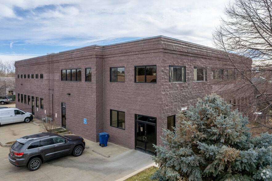 3050 Sterling Cir, Boulder, CO à louer - Photo du bâtiment - Image 3 de 5