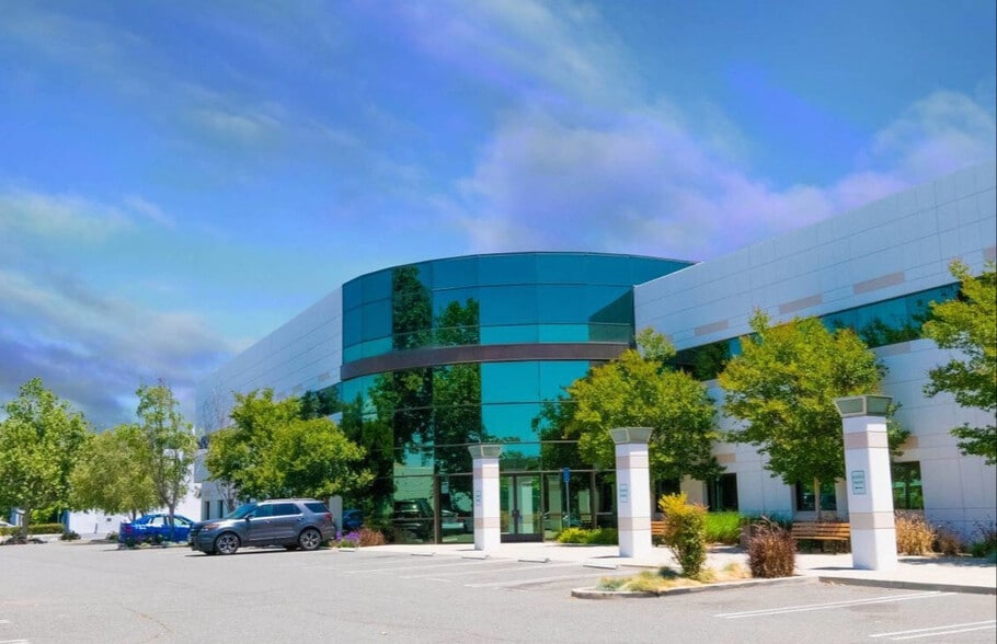 25000 Avenue Stanford, Valencia, CA for lease - Building Photo - Image 1 of 6
