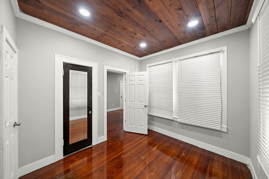 2115 Broadway St, Galveston, TX à vendre - Photo du bâtiment - Image 3 de 12