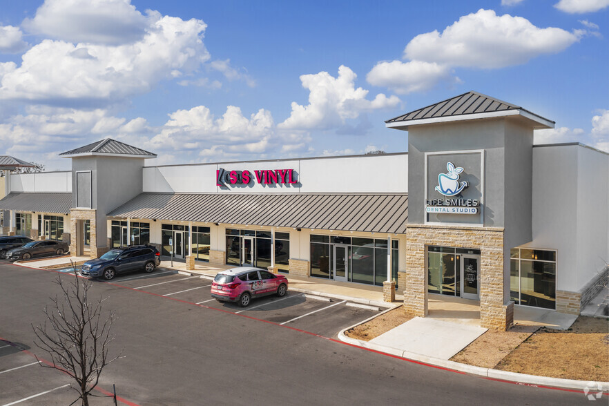 9703 Bandera Rd, San Antonio, TX for lease - Building Photo - Image 1 of 8