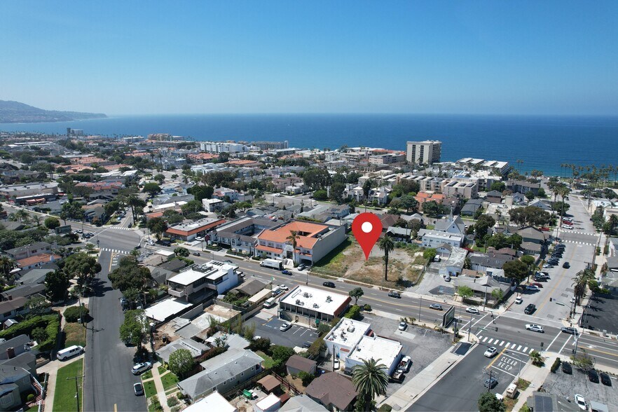 401-417 S Pacific Coast Hwy, Redondo Beach, CA à vendre - Aérien - Image 3 de 13