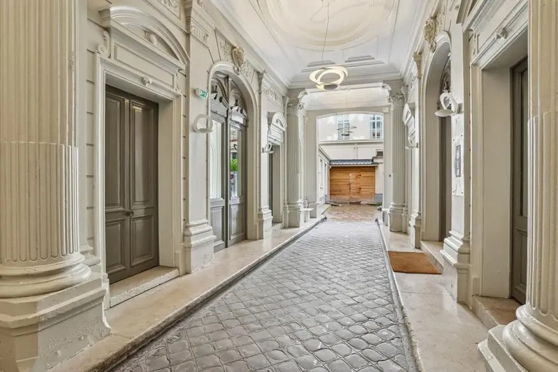 19 Rue Du Quatre Septembre, Paris à louer - Hall d’entrée - Image 2 de 7