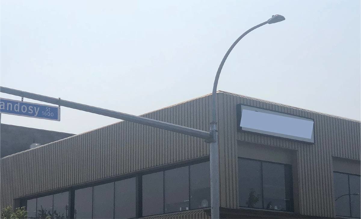 1685 Pandosy St, Kelowna, BC for sale Primary Photo- Image 1 of 1